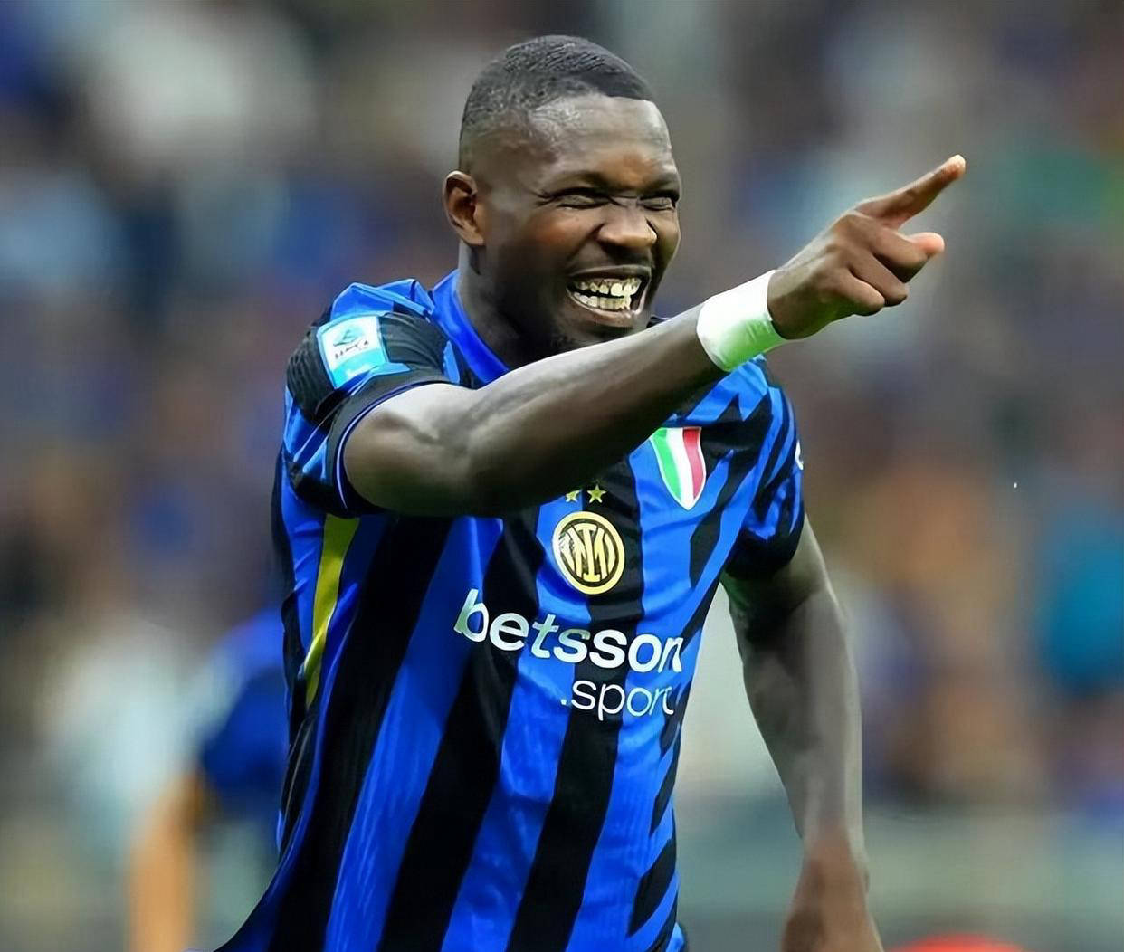 国米主力9号表现未达预期，出售他或成球队优先选项